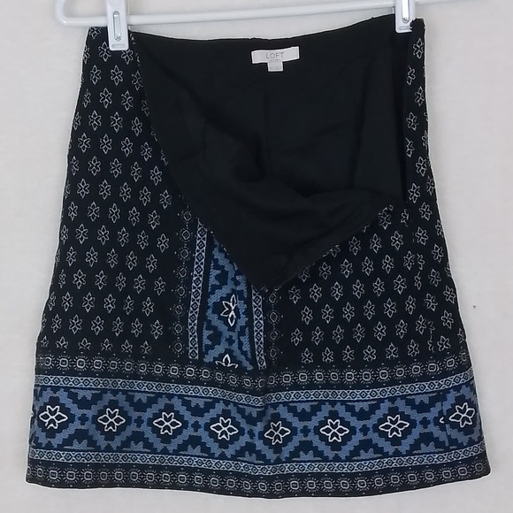 LOFT Cotton Knit Mini Skirt Size Petite 0 in Black, Blue, White Southwest Design - Picture 3 of 12